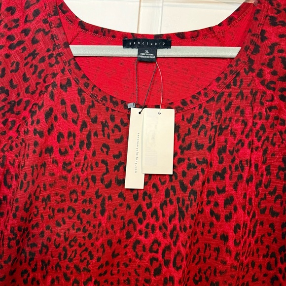 Sanctuary Red Animal Print Short Sleeve Top - Picture 2 of 3